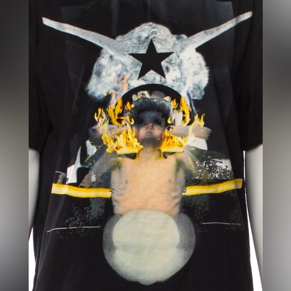 Givenchy Tops - Givenchy Black Short Sleeve Tee with Star Motif